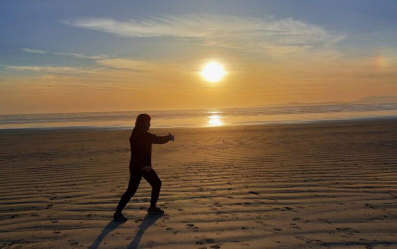 Sunset Beach Qigong (by Janny)